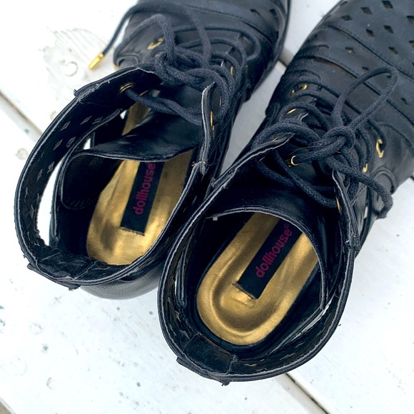 Dollhouse vegan leather ankle booties size: 6.5 - Picture 6 of 8